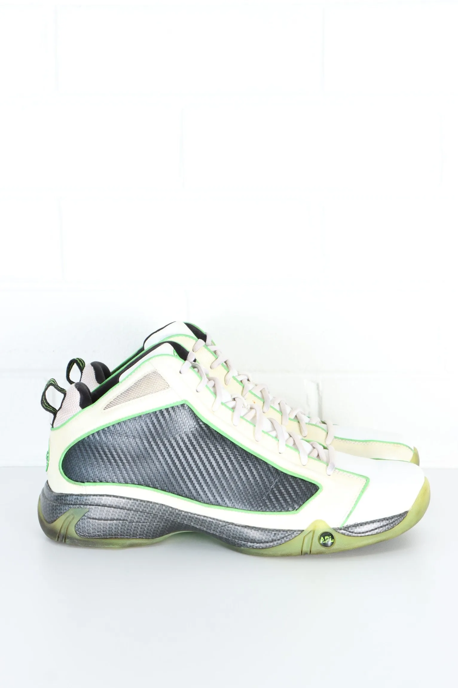 APL Concept 1 Mens Basketball Shoes in White, Black, and Green - Size 11 - Stylish Performance Footwear