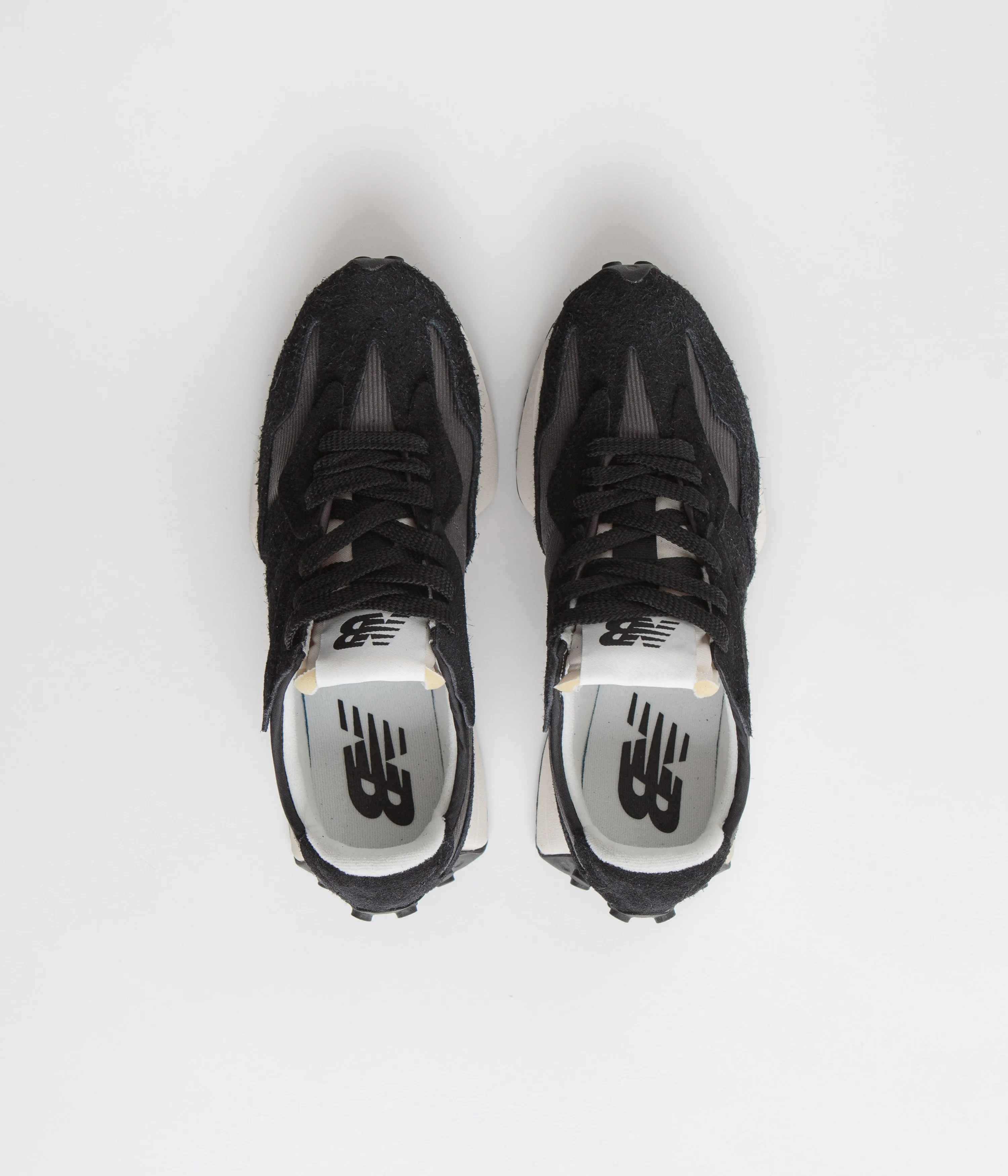 New Balance 327 Shoes - Black / Magnet