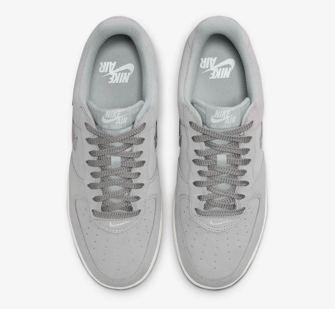 Nike Men's Air Force 1 Low Retro Shoes - Light Smoke Grey / Summit White